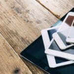 iPhoneの爆発が墜落の原因か？昨年の墜落事故の調査から