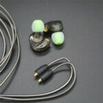 脱着式の防水イヤホンがBluetooth＆有線のケーブル付きで2,000円を切る！