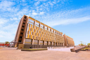 中国Vivo、インド人の元労働者に襲撃されスマホを持ち出される。暴徒化した原因が・・・